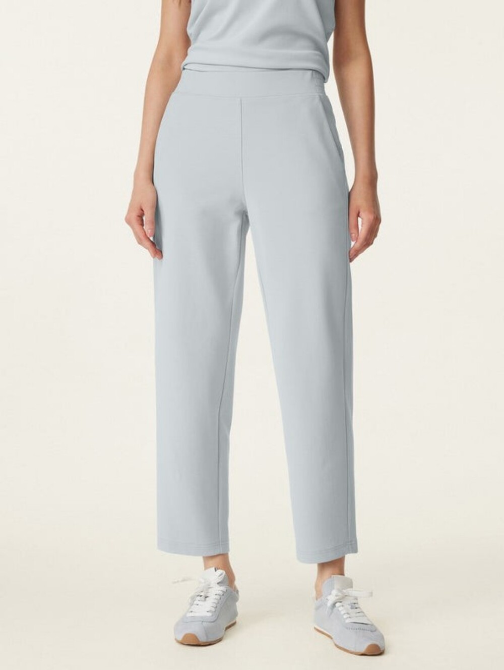 NWT OGL Mid Rise Pull-on Tapered Pant with Pockets Size M